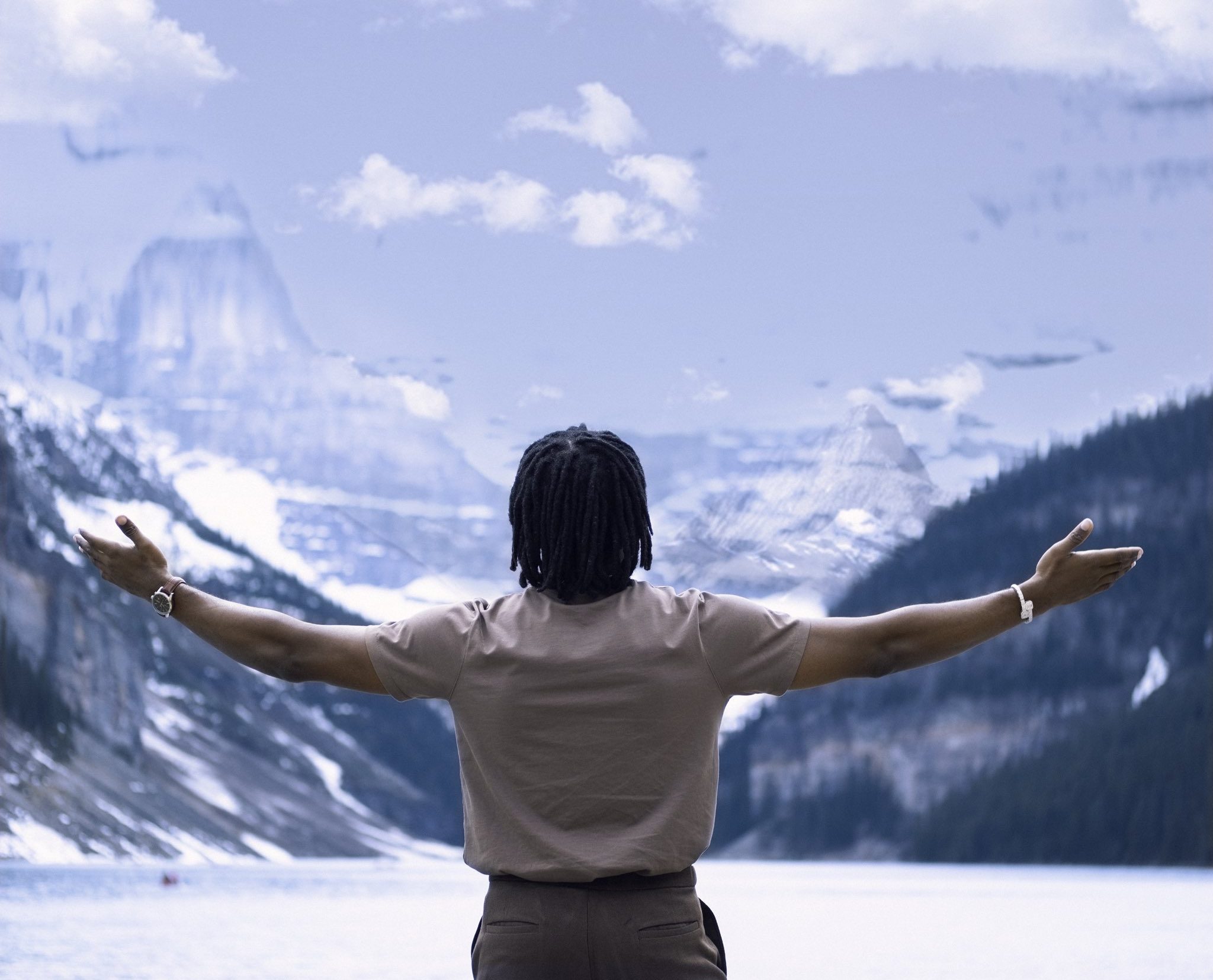 Johnny Drille Expresses Gratitude With ‘Count My Blessings’