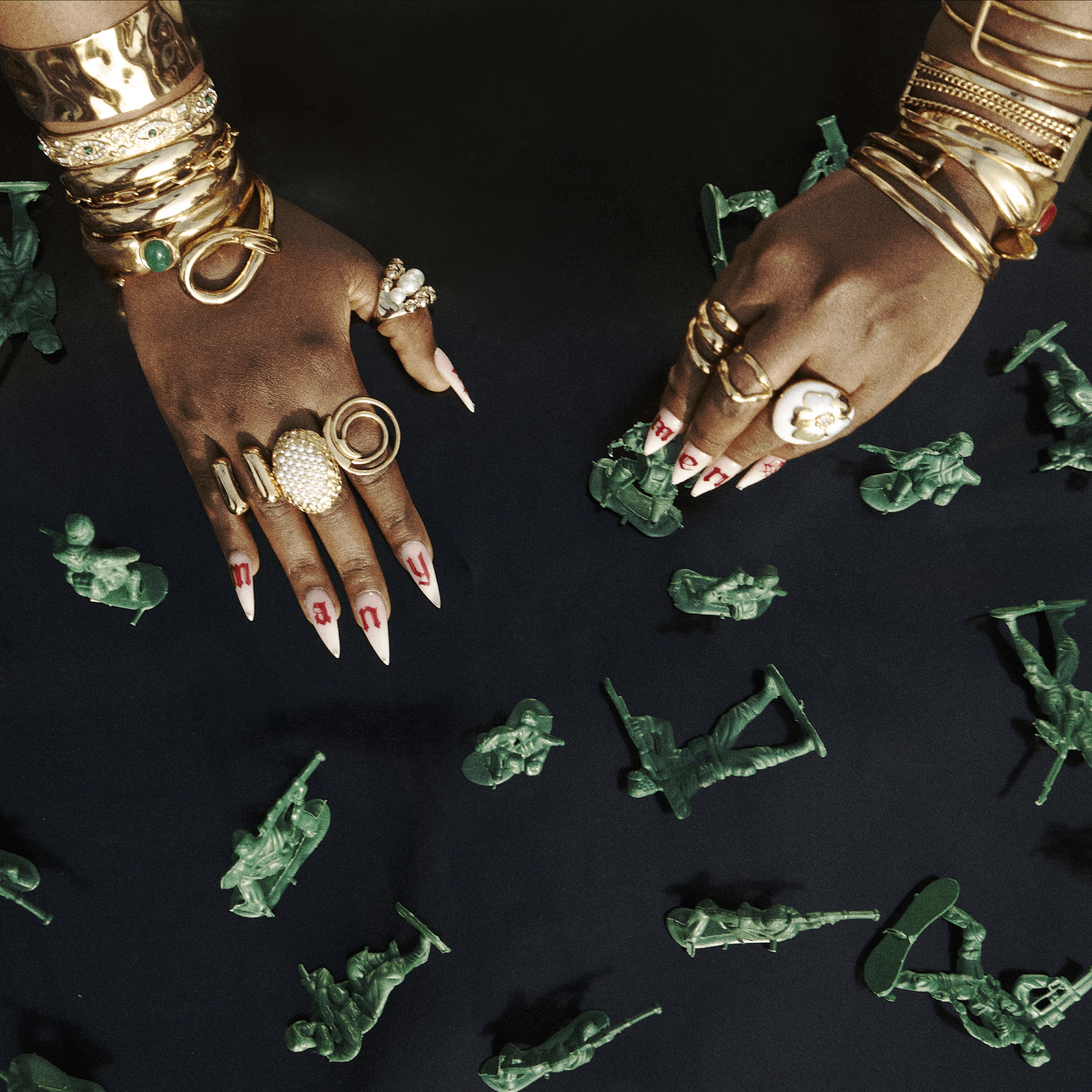 Lifesize Teddy’s “Many Men” Is For The Girls That Want To Pop Bottles in The Club Too